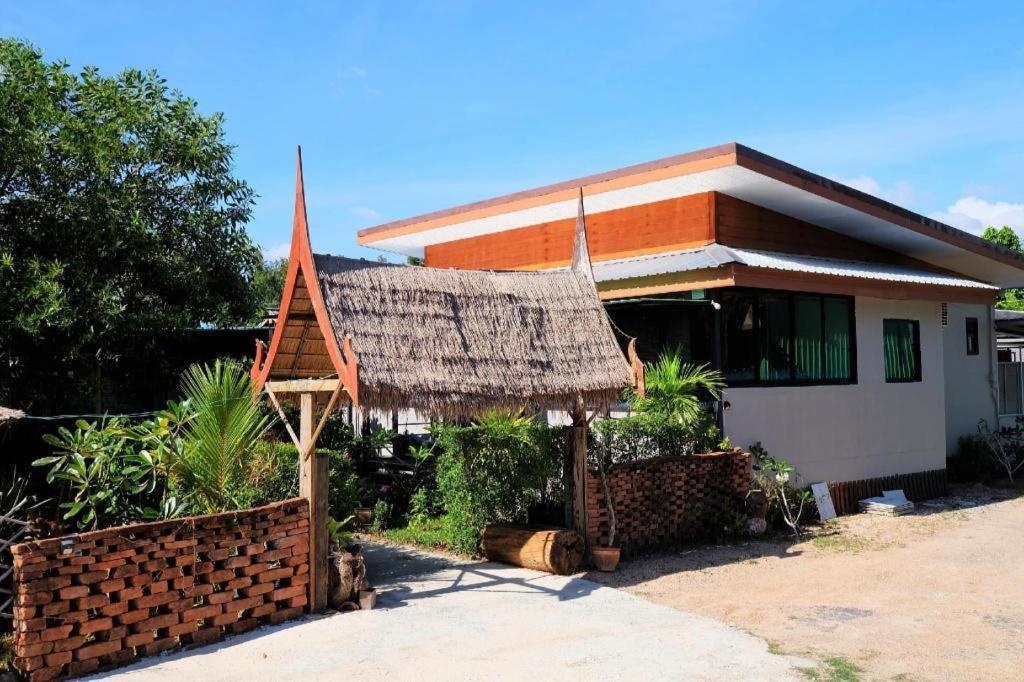 Hotel Oyo 503 Phuket Numnoi Bang Tao Beach  Zewnętrze zdjęcie